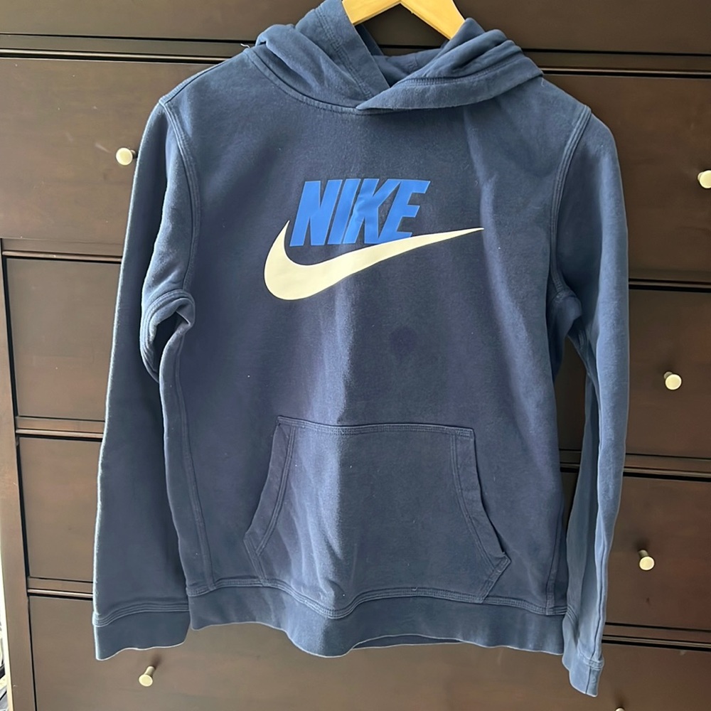 Nike hoodie. Boys xl.